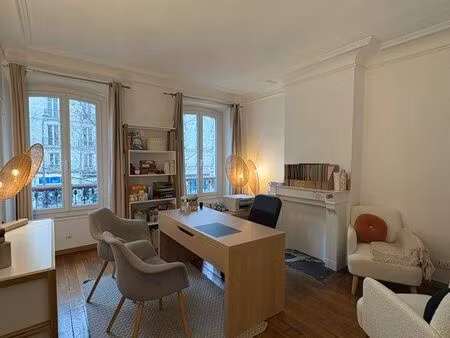 partage de bureau les mardis après-midi dans cabinet paramédical