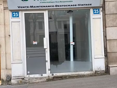 local commercial – bail précaire – disponible immédiatement