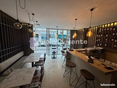 local commercial 85 m²