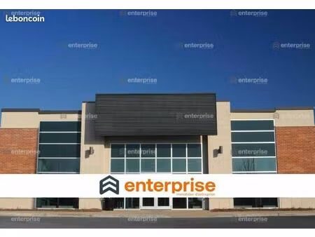 local commercial 2 000 m²