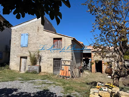 proche anduze  grange à rénover avec environ 600 m2 de terra