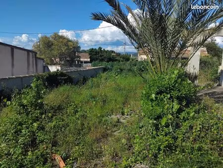 terrain 420 m² six fours les plages