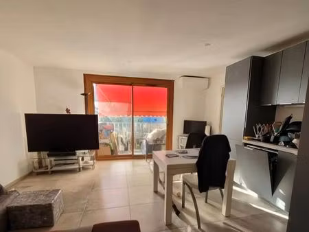 appartement 2 pièces 48 m² proche centre – 210 000