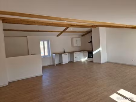 superbe t4 duplex de 104 m² lumineux – vue dégagée – entièrement rénové
