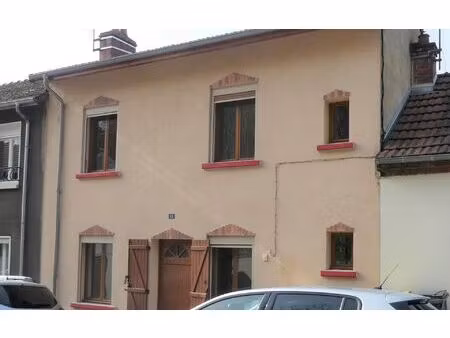 location maison  m² t-4 à le creusot  665 €