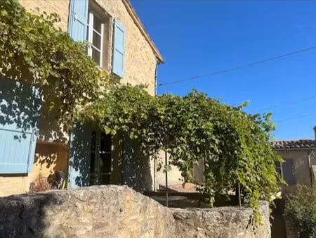 rare maison de village avec piscine