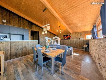 maison de village 11 pièces 211 m²