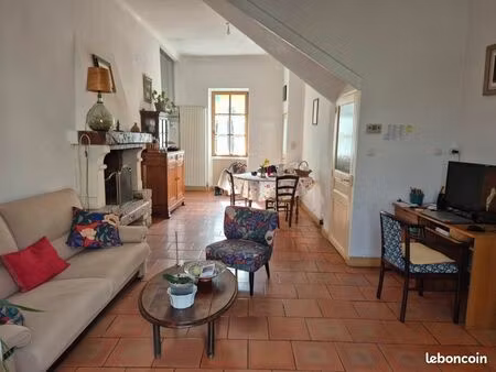 maison de village 4 pièces 100m²