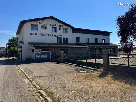 à louer hôtel bar restaurant la balme à 1 min des grottes du cerdon avec licence ain