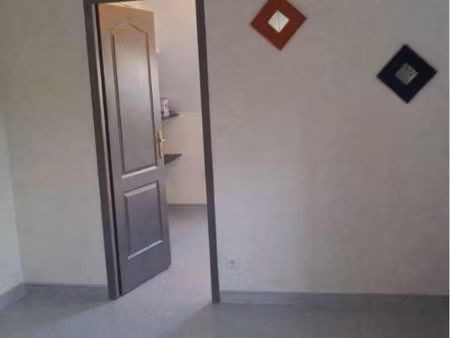 t2 meublé 37 m² – proche iut – 370 cc