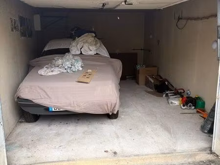 box garage + terrain