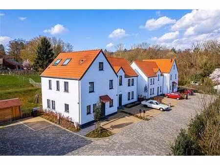 maison neuve 4 chambres idéalement située proche du centre d