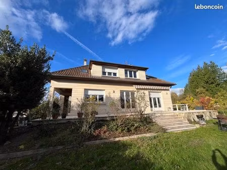 grande maison familiale aux portes de soissons