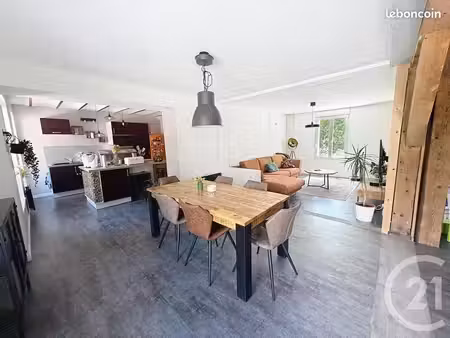 maison 5 pièces 163 m²