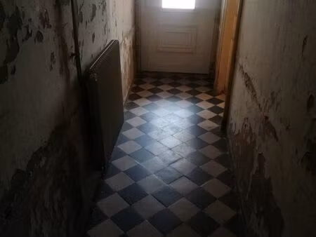 maison de ville à rénover entièrement