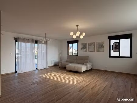 maison 4 pièces 93 m²