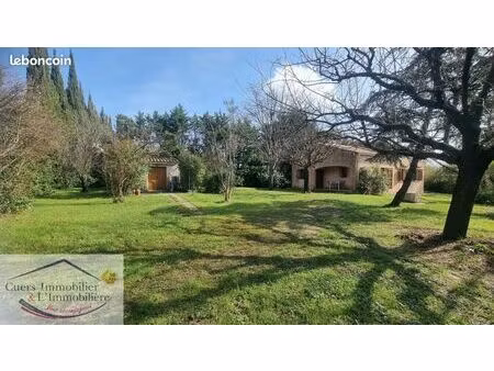 villa 6 pièces 135 m²