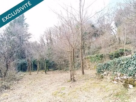 terrain 2405 m² privas