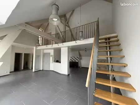 duplex 3 pièces 131 m²