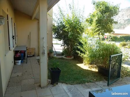 appartement meublé  t2 bis 47m²  720 euro