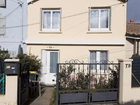 vends très jolie maison de 5 pièces