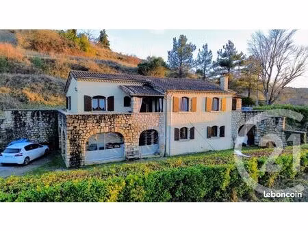 maison 9 pièces 183 m²