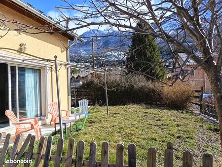 duplex t5 128 m² avec jardin et garage