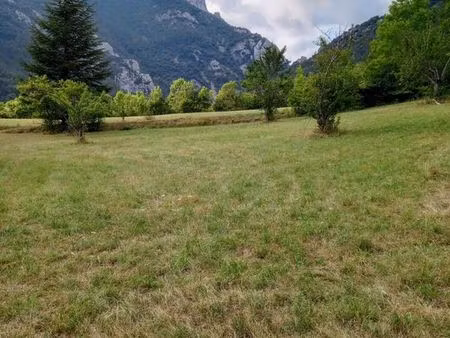 terrain 1761 m2 +952 m2 le lot
