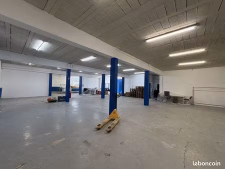 entrepôt 400 m² romainville