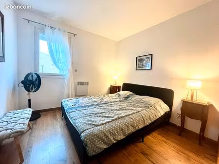 t2 meublé avec terrasse en location annuelle à calvi