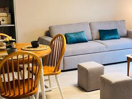 grand t3 situation idéale à 2 pas de la cité