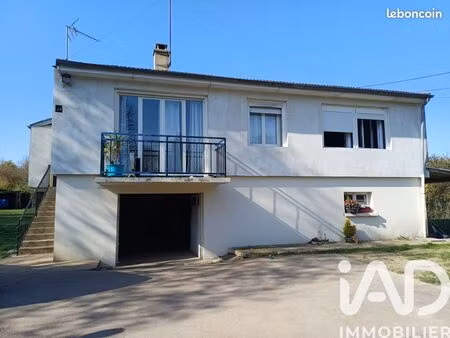 propriété 4 pièces 90 m²