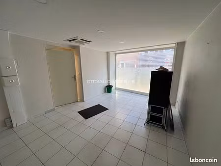 bureaux 34 m² puget sur argens