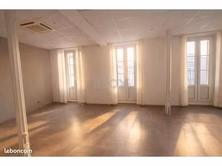 local commercial 155 m²