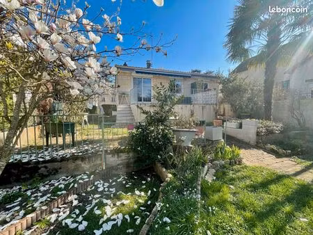 maison 5 pièces  au calme