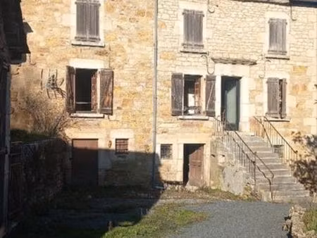 maison en pierre à vimenet