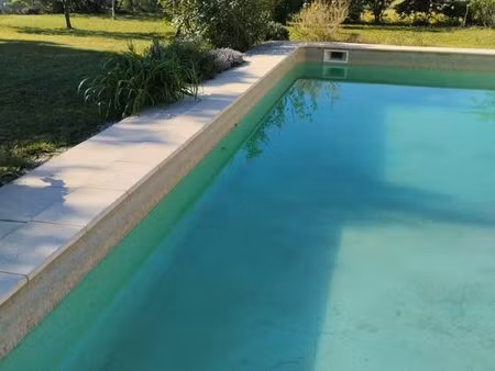 villa 4 chambres avec piscine