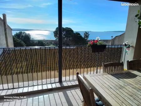 vigneronne atypique entre garrigue et étang