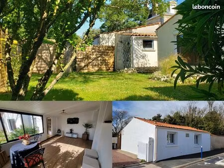 l’houmeau centre  charmante maison 92m2 avec jardin  2 chambres  1 espace travail  à 100m 