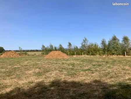 terrain 572 m² arpajon sur cere