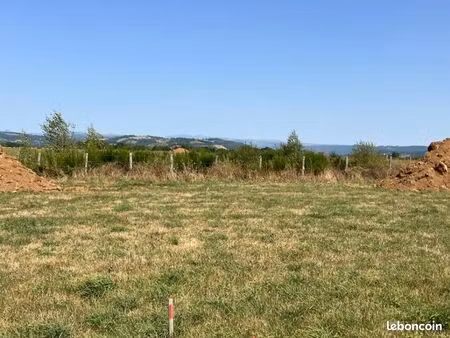 terrain 639 m² arpajon sur cere