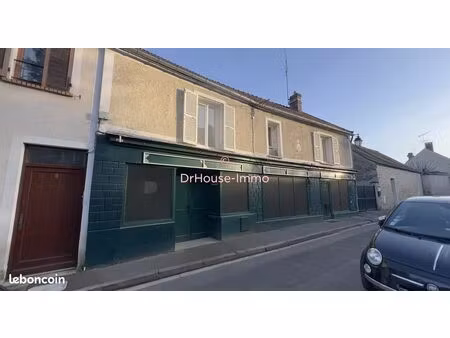 local commercial 39 m² lardy