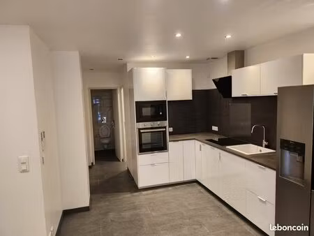 loue appartement de 45 m2 climatisé