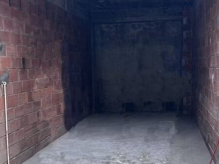 parking fermé rdc 14 9 m²