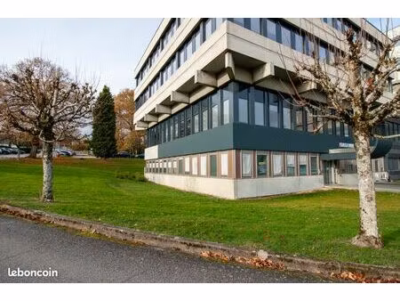 bureaux 162 m² guéret