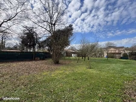 terrain 1 135 m² breuillet