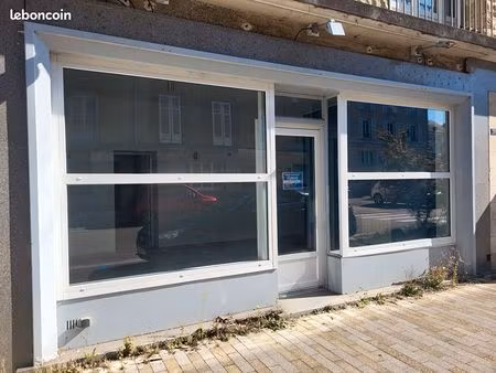 local commercial 41 m² falaise