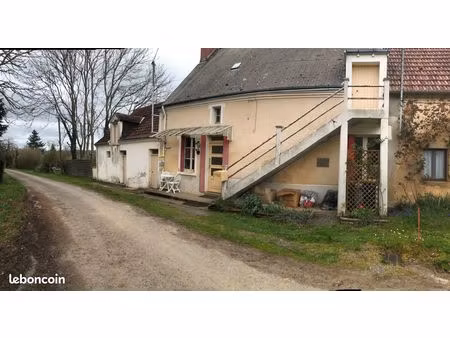 maison avec dépendances  source  fruitiers  chalet de jardin et terrains attenants