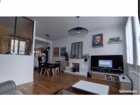 agréable t3 entièrement rénové avec terrasse / quartier roseraie