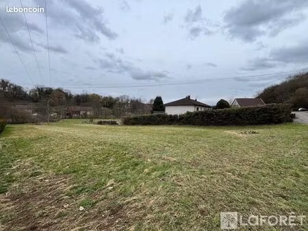 terrain 1 959 m² pompierre sur doubs